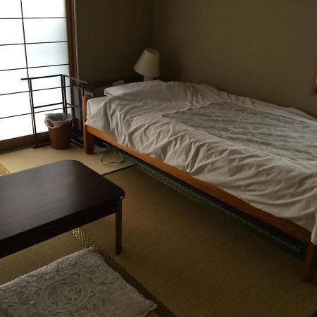 Guesthouse Cosmo Tokushima Zewnętrze zdjęcie