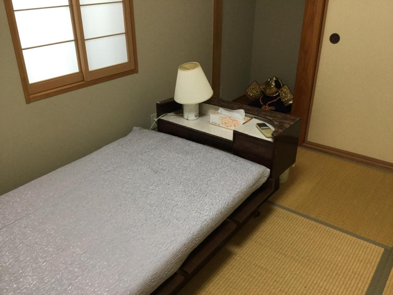 Guesthouse Cosmo Tokushima Zewnętrze zdjęcie